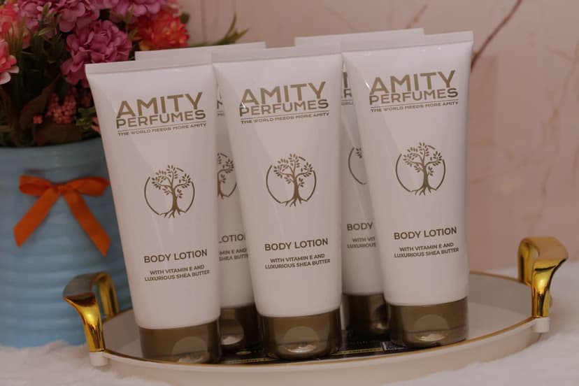 Dee Amity Perfumes Ls gallery 3