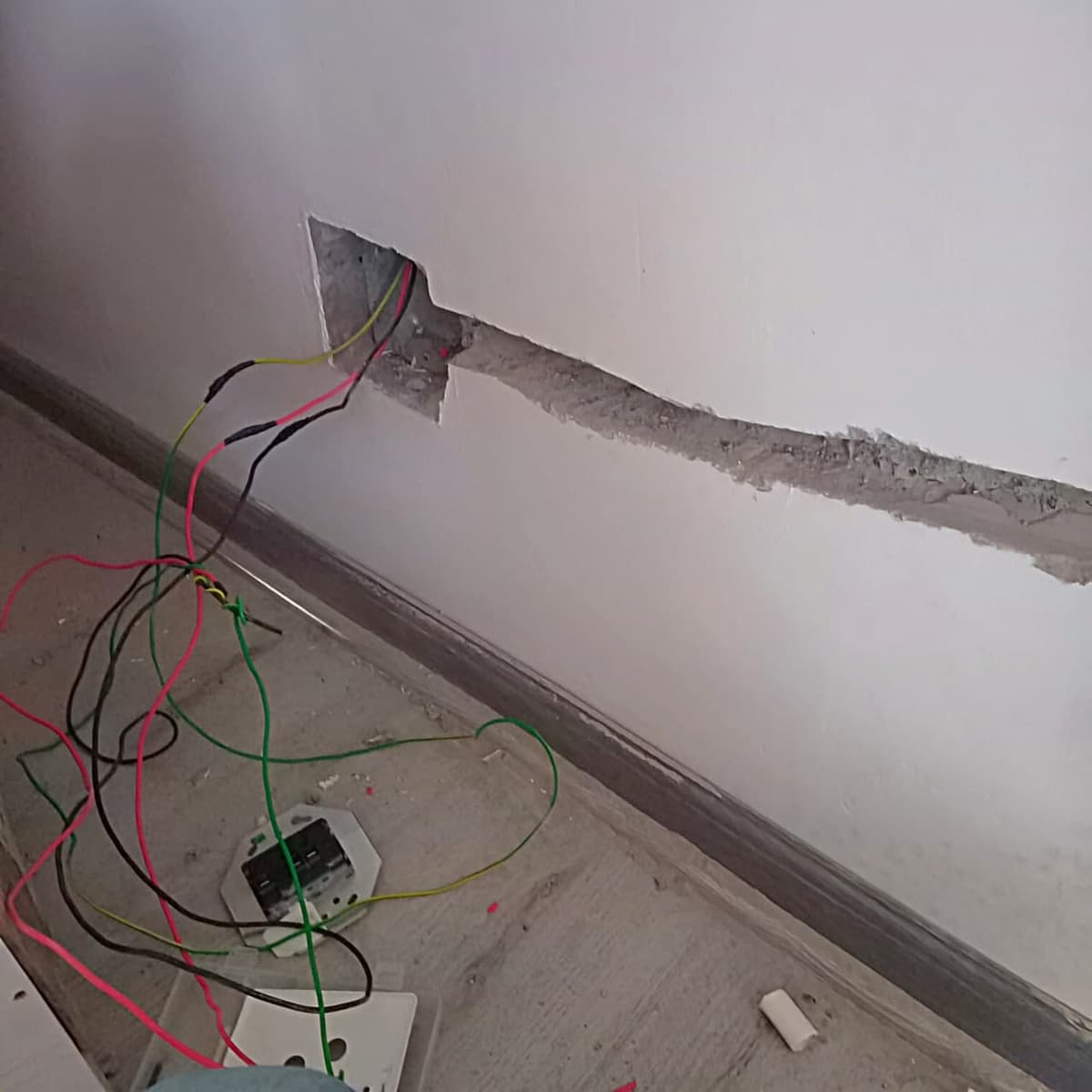 BM Electrical Solutions work 12