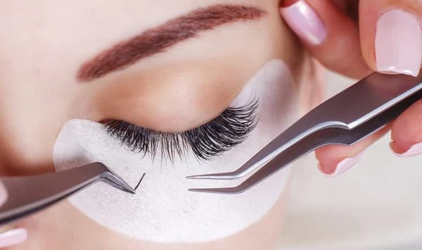 Lashes by Mpho Beauty Studio work 9